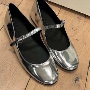 AEROSOLE Metallic Silver Mary Jane flats, 9.5